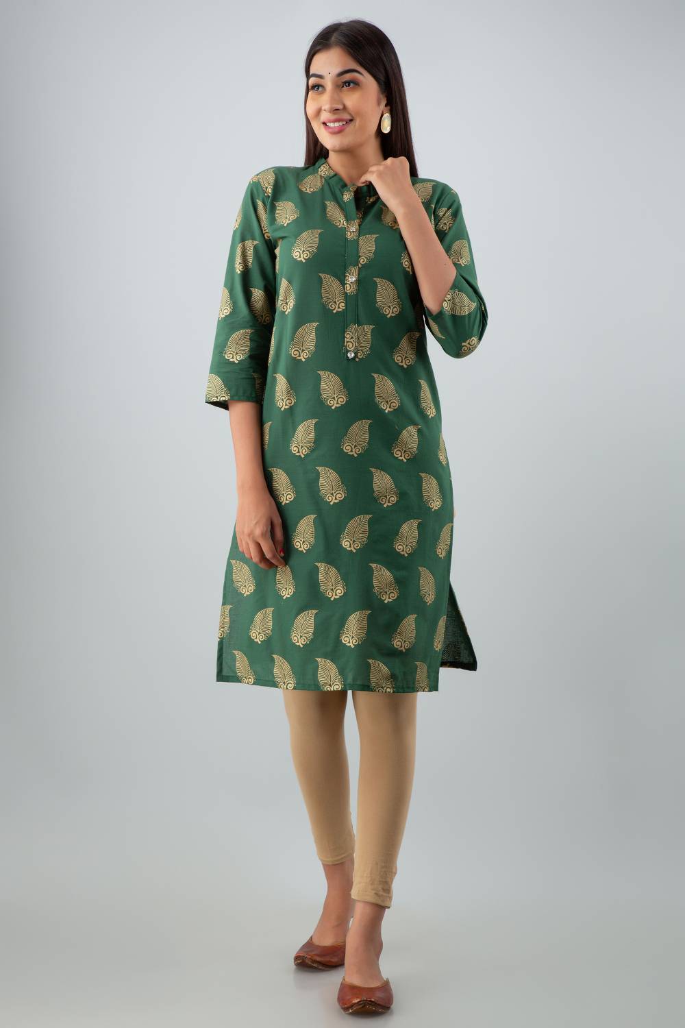 Surhi Women Printed Pure Cotton Straight Kurta (Green)