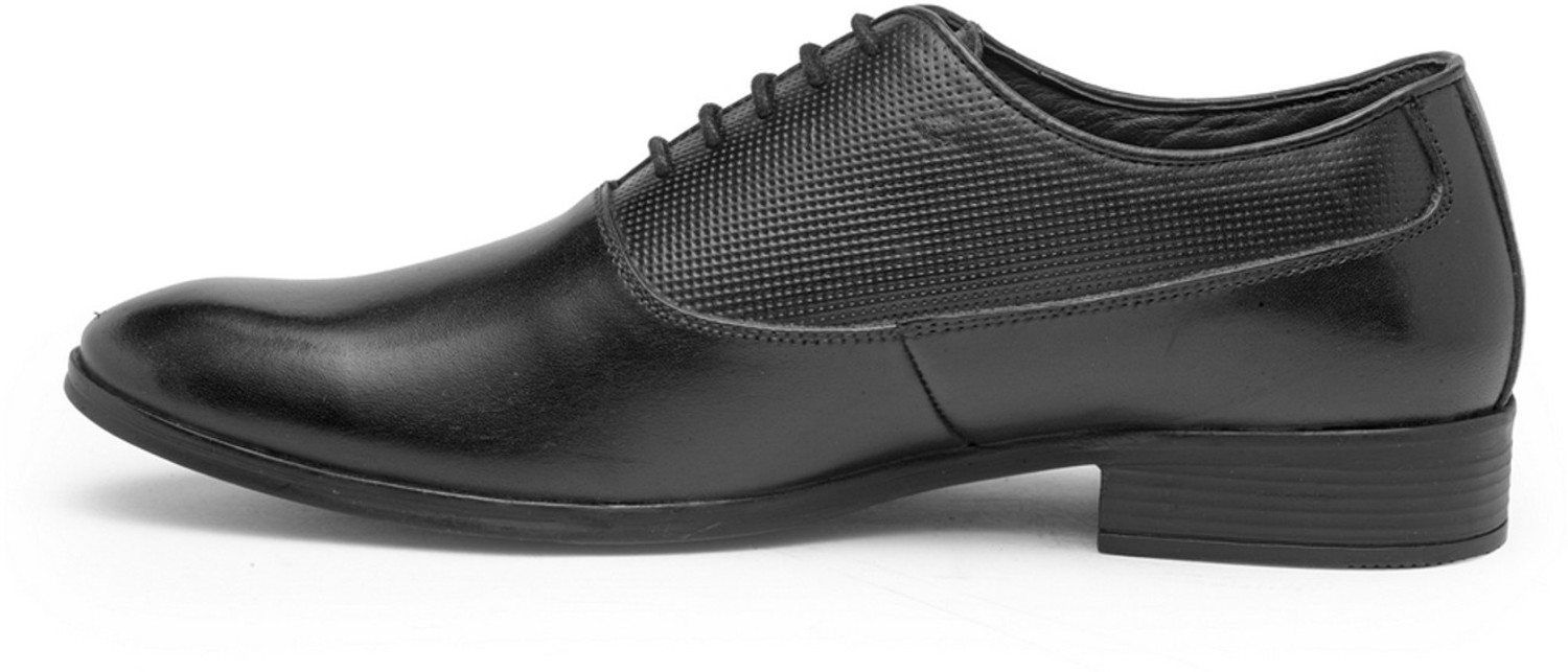 Image of Teakwood Leathers Men Black Textured Genuine Leather Formal Derbys Derby For Men
