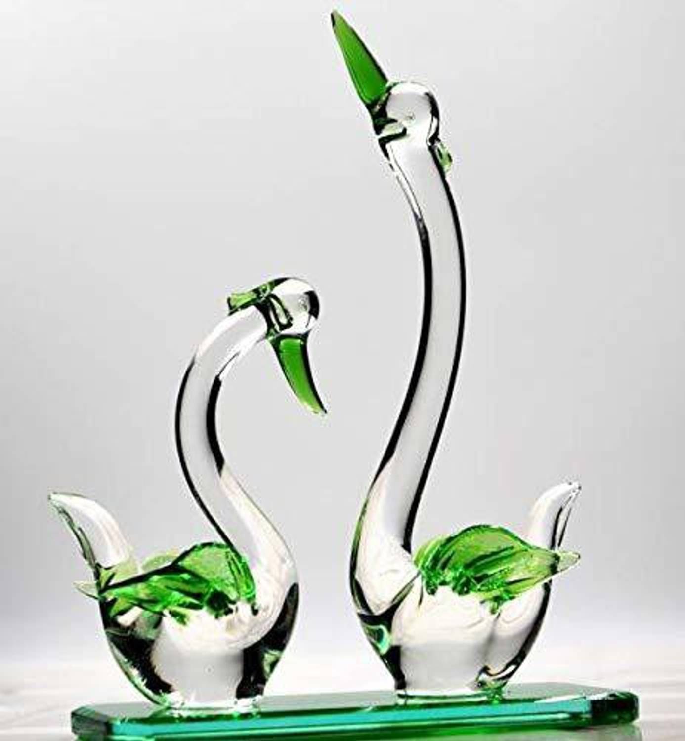 AkGlass Pair Of Ducks Glass Figurine / Decorative Showpiece