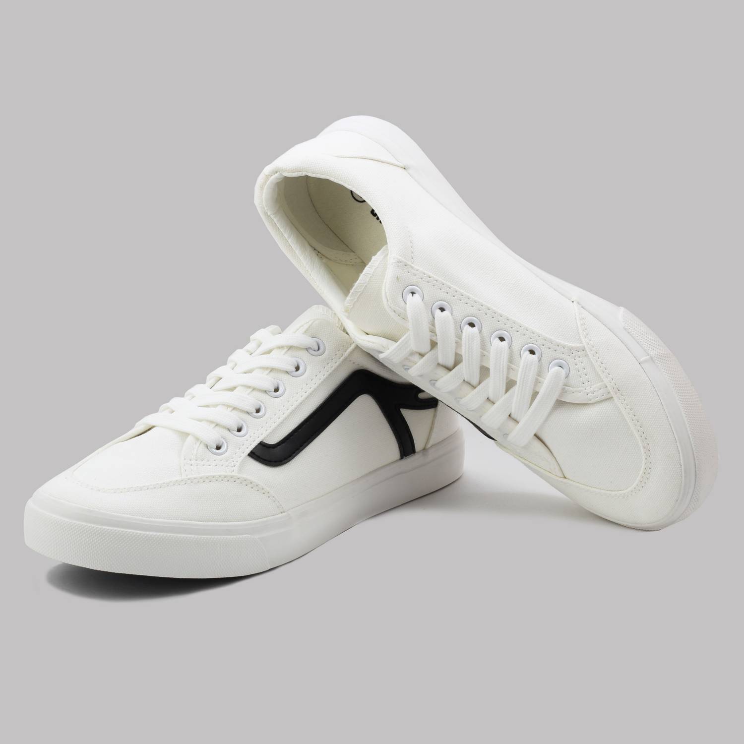 Cipramo Street Smart Old Skool Canvas Shoes For Men White - Image 3