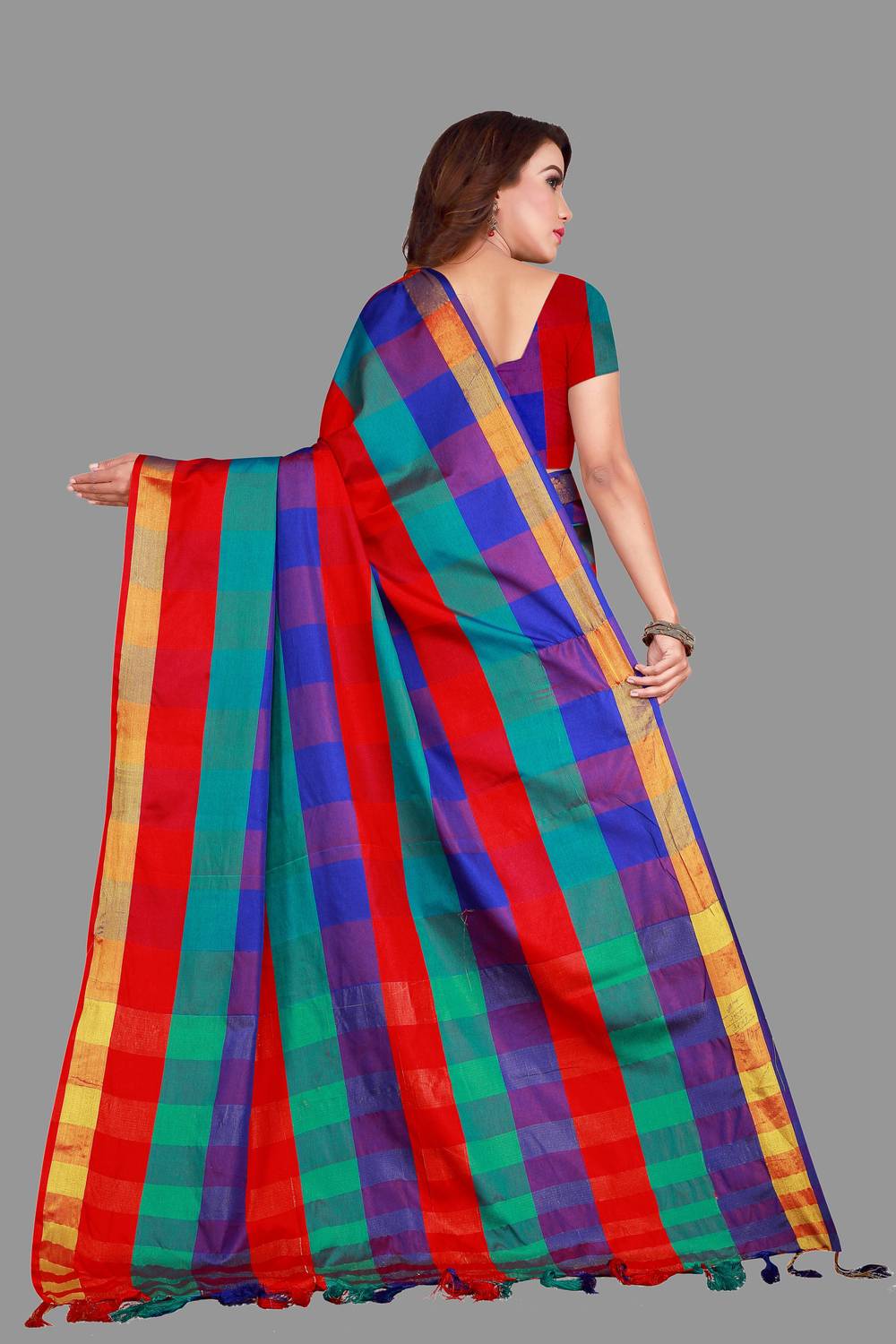 PRIYANSH CREATION चेकर्ड बॉलीवुड कॉटन ब्लेंड साड़ी - Image 3