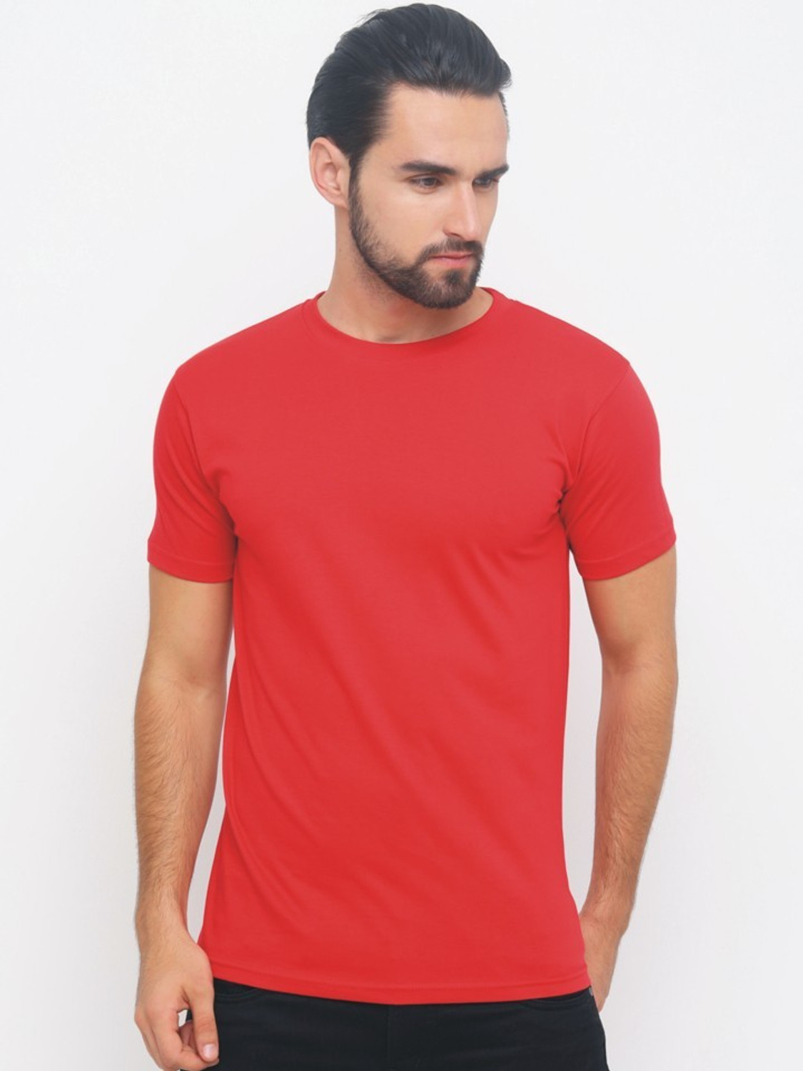 Image of Silver Swan Solid Men Round Neck Red T-Shirt