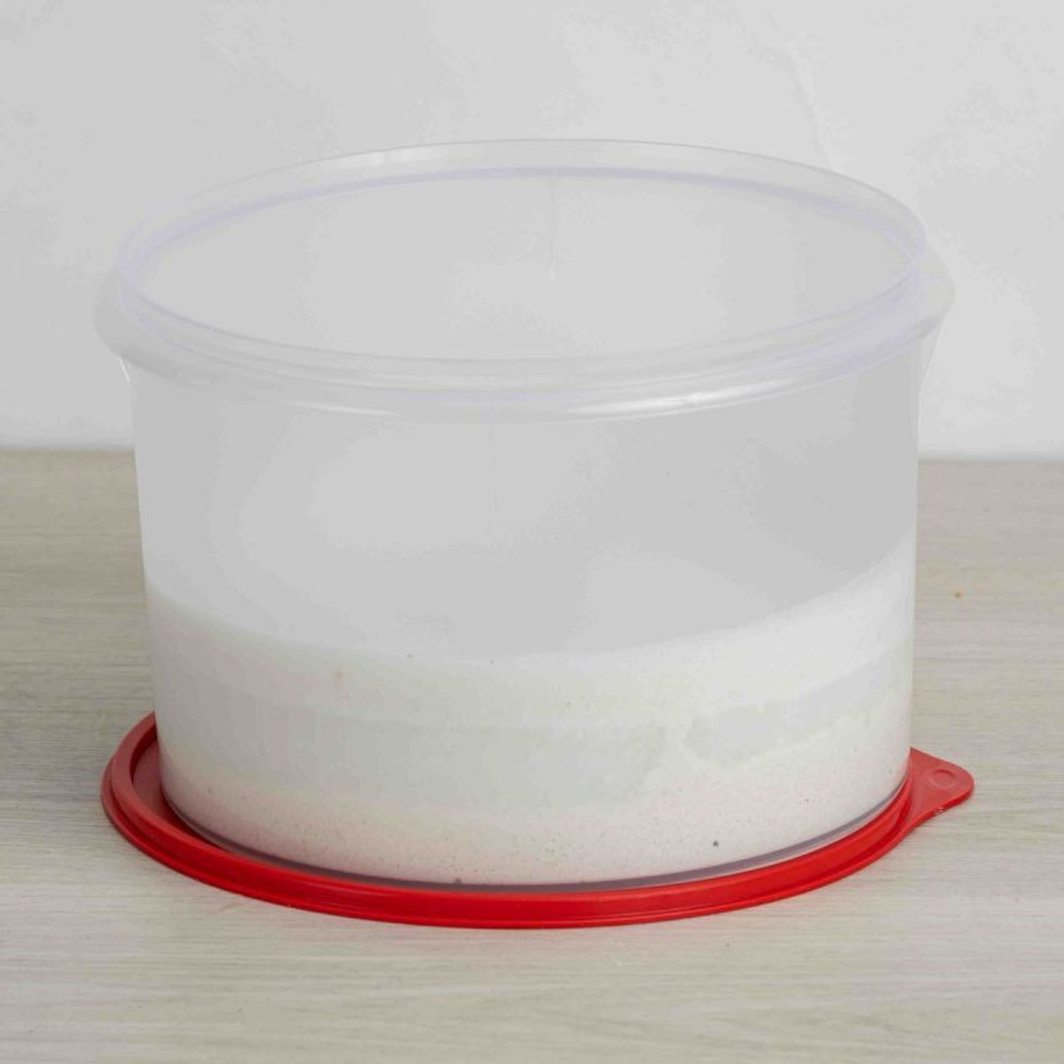 Image of TUPPERWARE Plastic Grocery Container - 5000