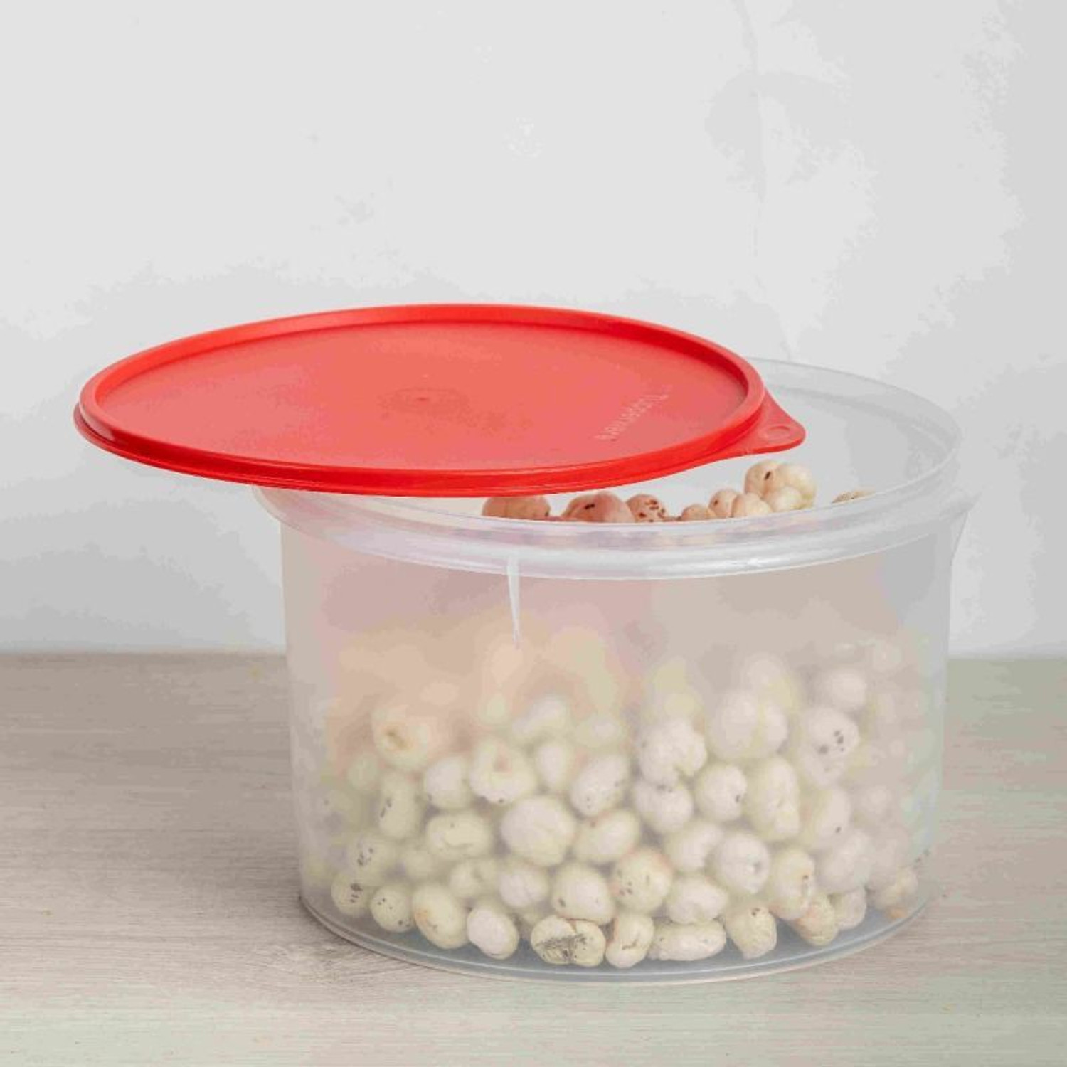Image of TUPPERWARE Plastic Grocery Container - 5000