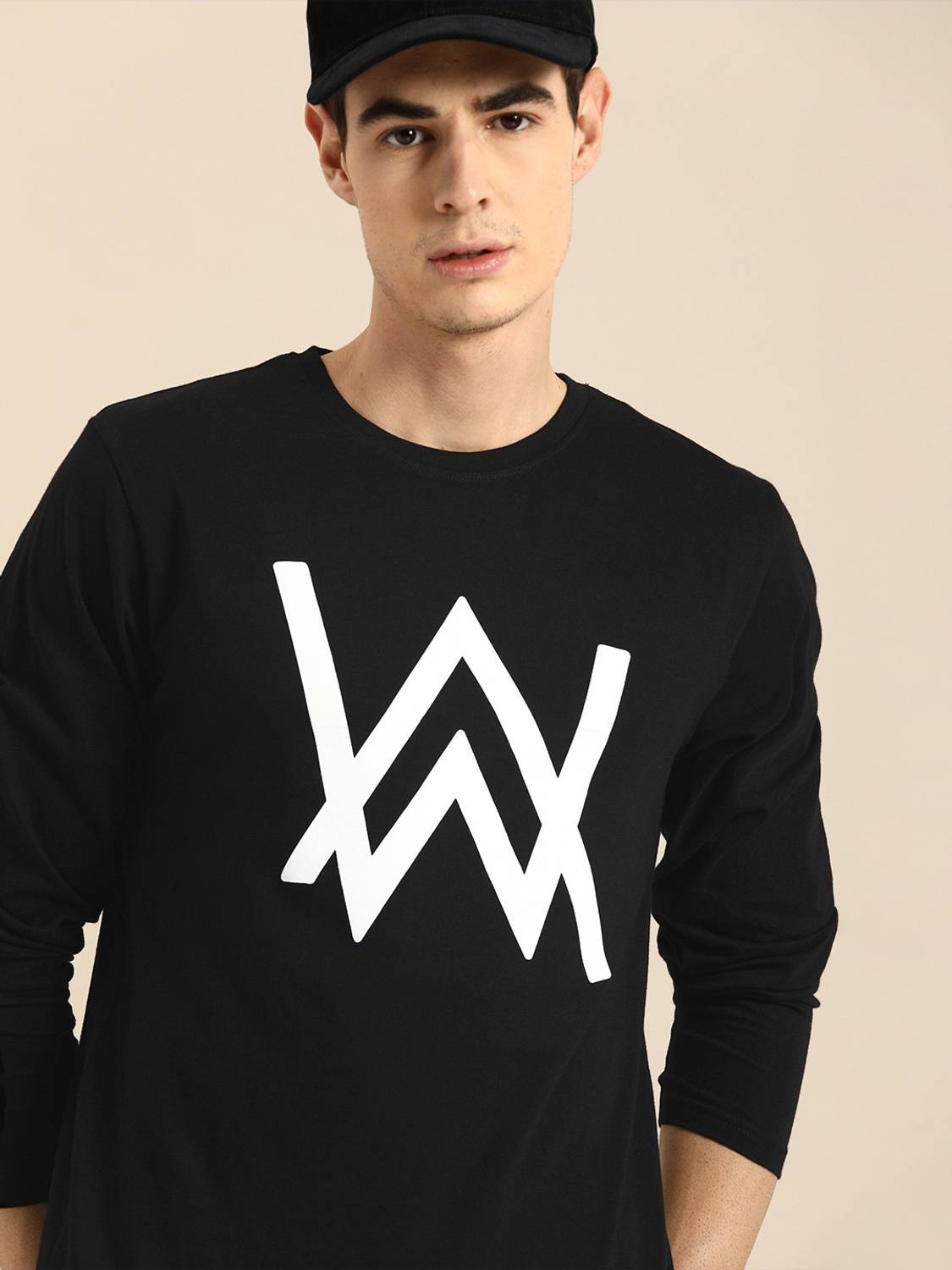 BEWAKOOF Printed Men Round Neck Black T-Shirt