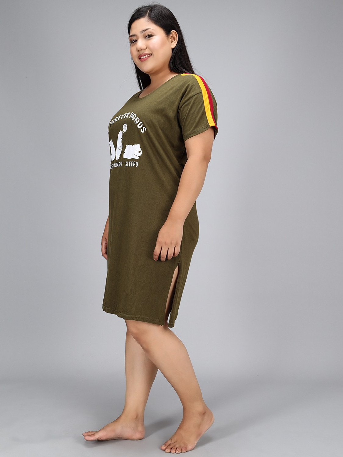 Image of Christy World Colorblock Women Round Neck Multicolor T-Shirt
