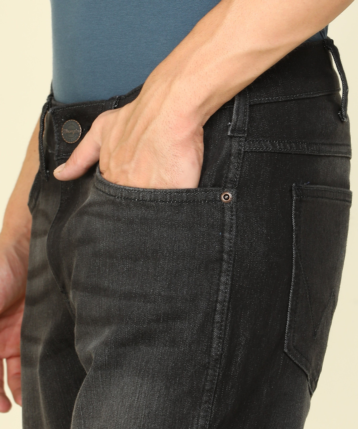 Image of Wrangler Skinny Men Black Jeans