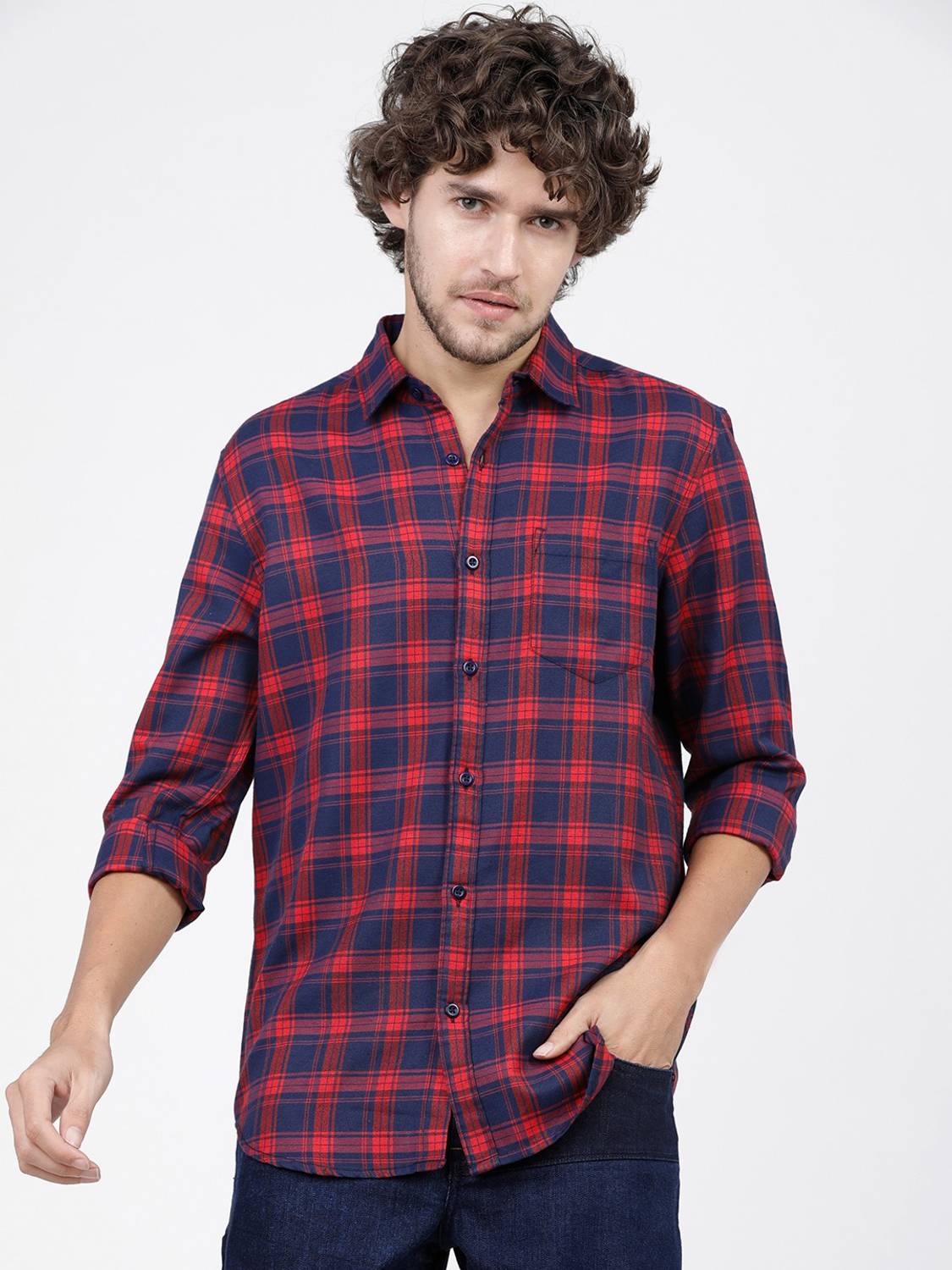 KETCH Men Slim Fit Checkered Cut Away Collar Casual Shirt