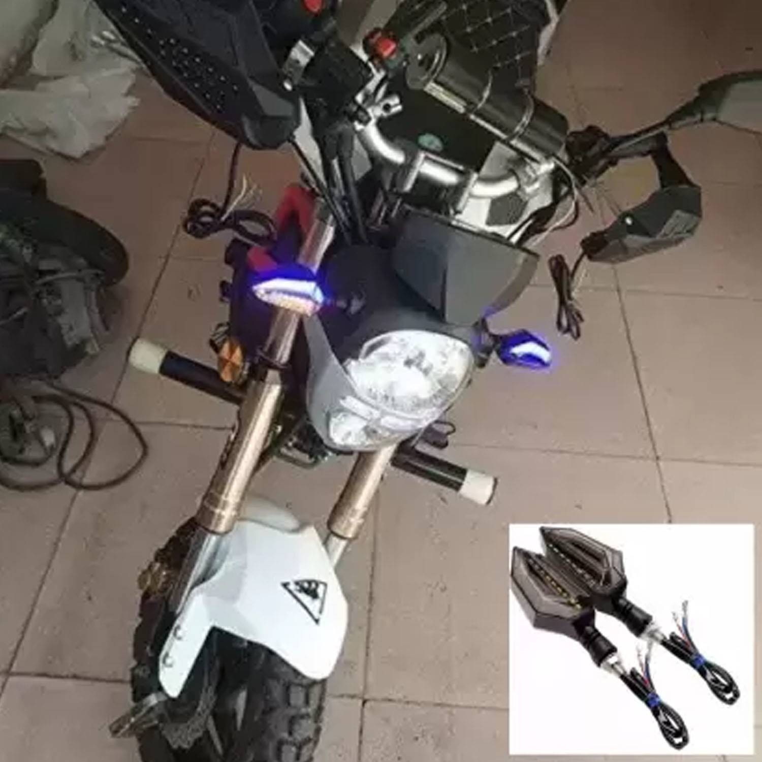COMICAL LED Indicator Light for Bajaj Platina - Image 3