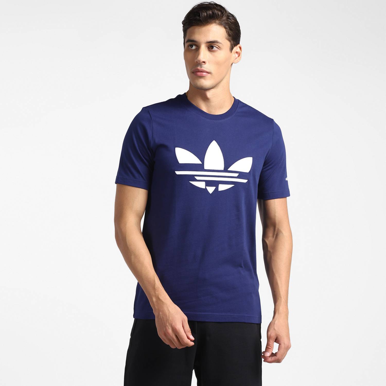 ADIDAS ORIGINALS Printed Men Round Neck Blue T-Shirt