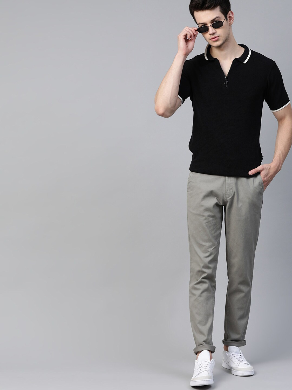 Image of Roadster Regular Fit Men Grey Trousers