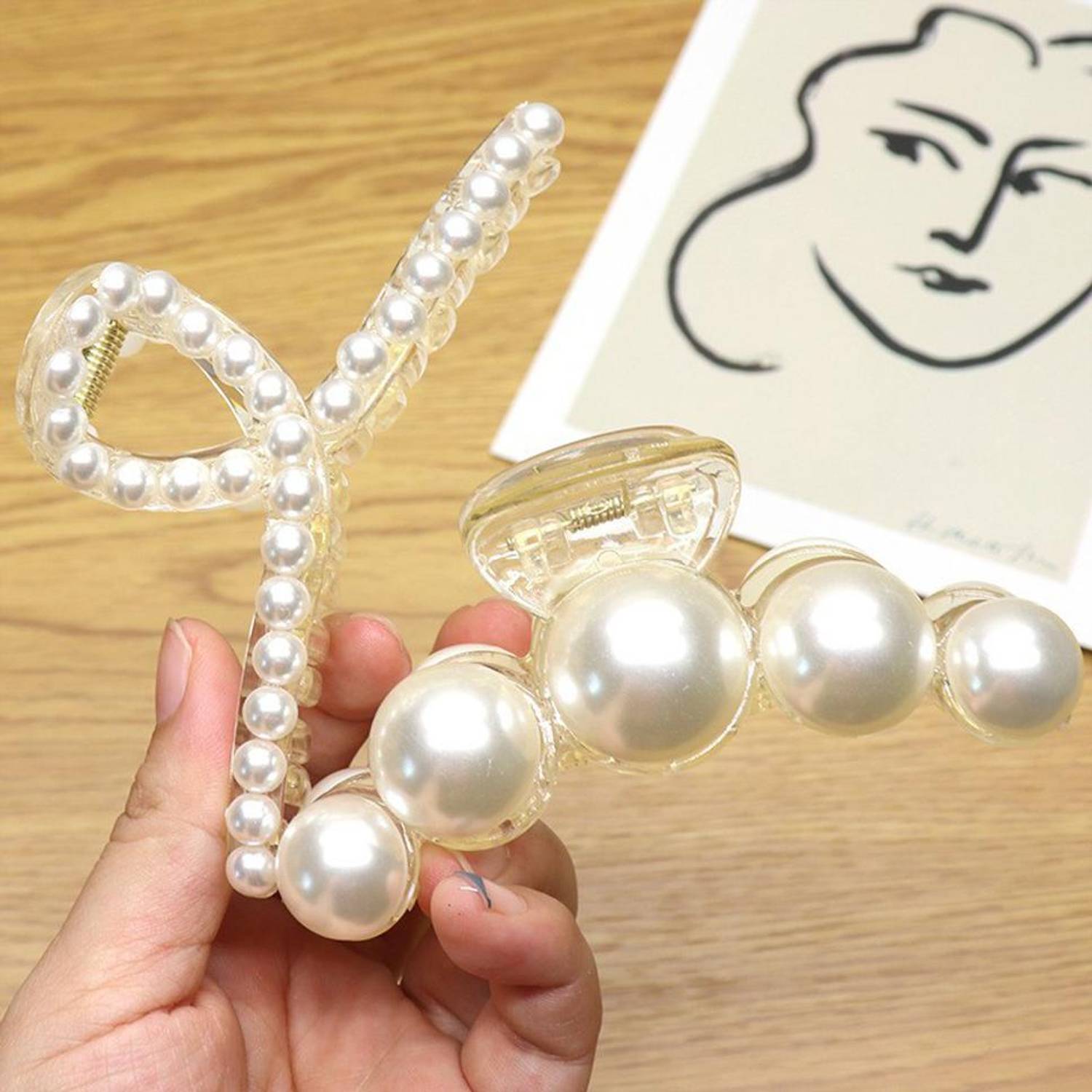 AmazingKarts 2 Pcs Large Pearl Hair Claw Clips White Hair Clips Thick Long Hair Jaw Clips Clutches Barrettes Hair Accessories for Women and Girls Hair Claw Thick Hair aw Clamp Strong Hold (Set Of 2) Hair Claw