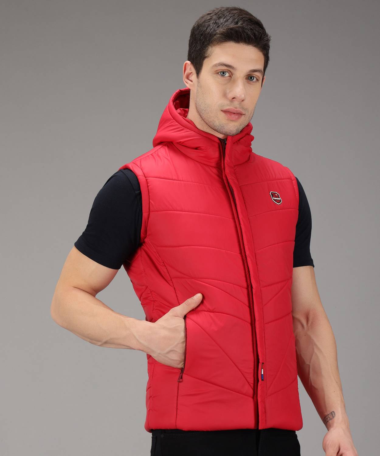 HEMLOCK Men Sleeveless Solid Jacket - Image 3