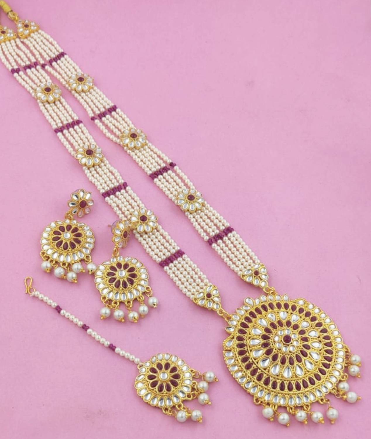 Mekkna Alloy Pink, Gold, White Jewellery Set