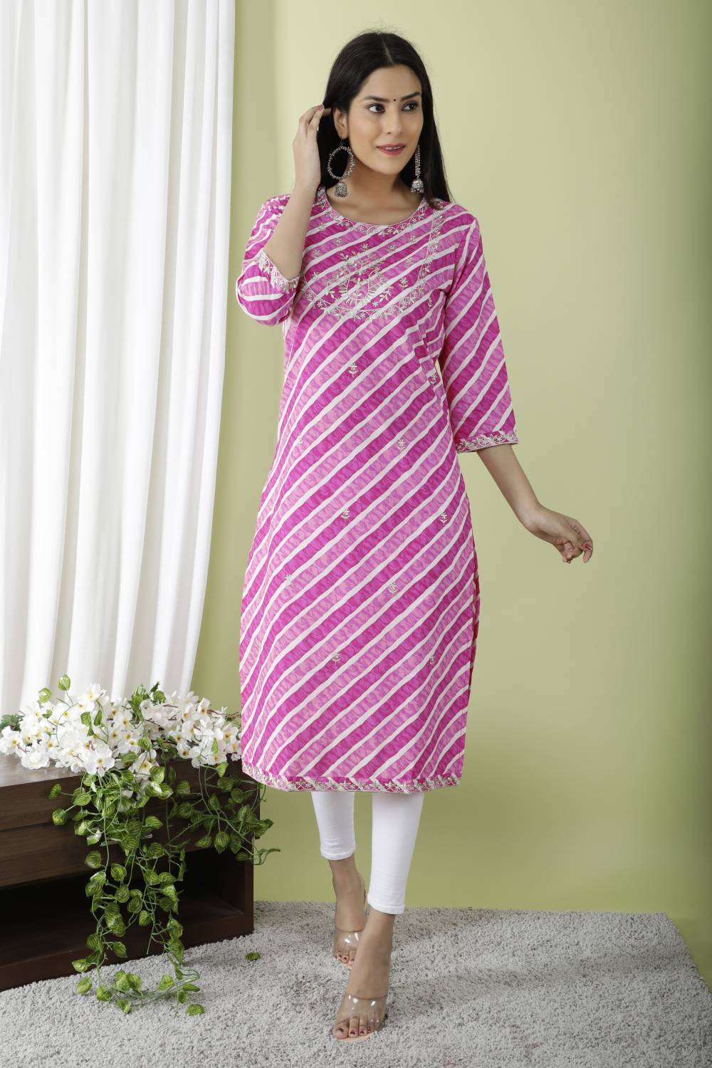 GVS SHOPPE Women Leheriya Cotton Blend Straight Kurta (Pink)