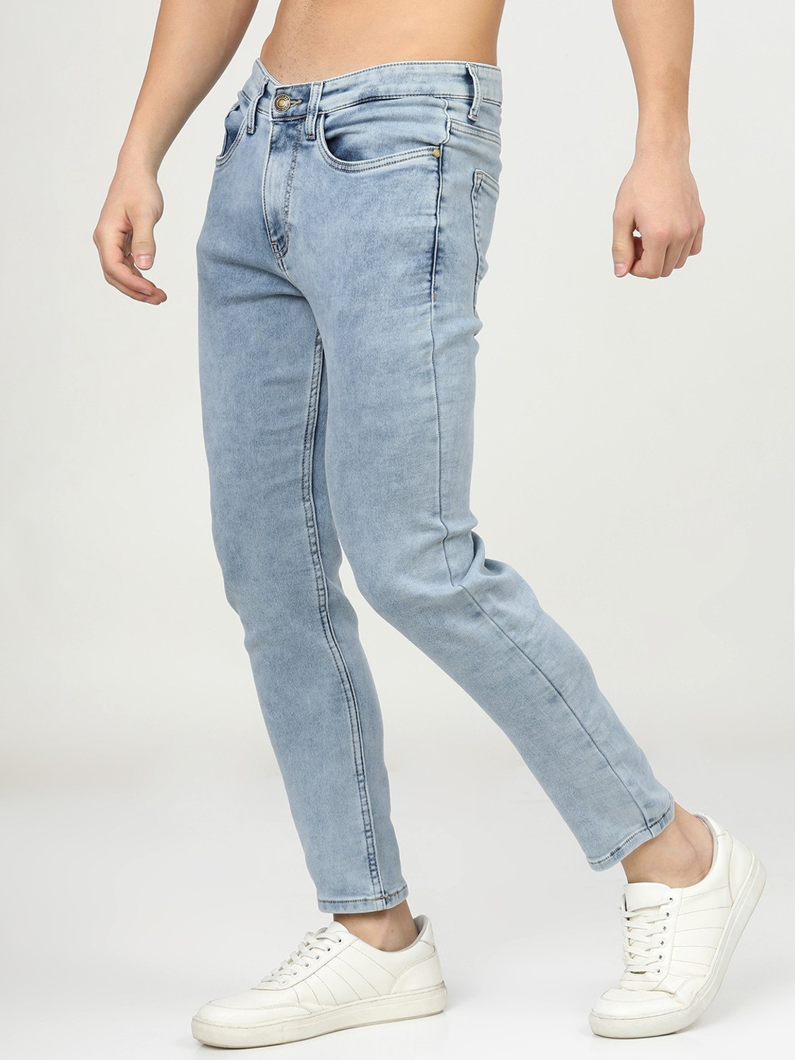 Image of HIGHLANDER Tapered Fit Men Light Blue Jeans