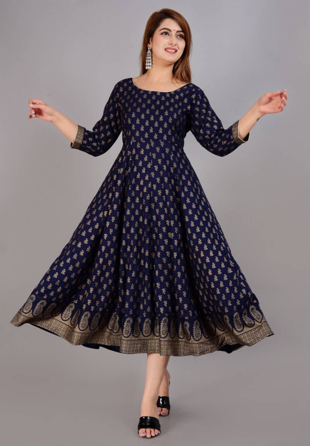 AO services Women Floral Print Anarkali Kurta