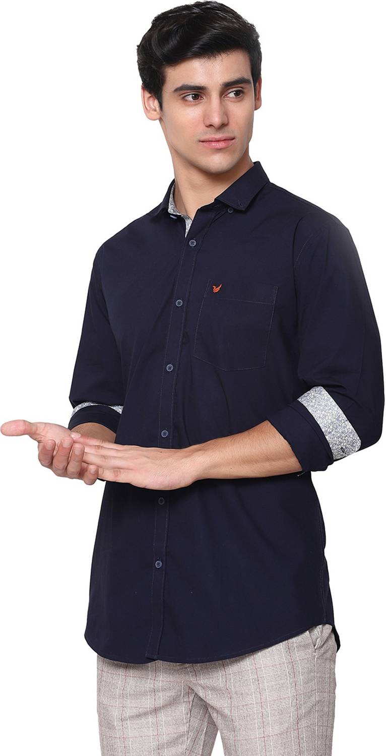 Blackberrys Men Solid Casual Blue Shirt
