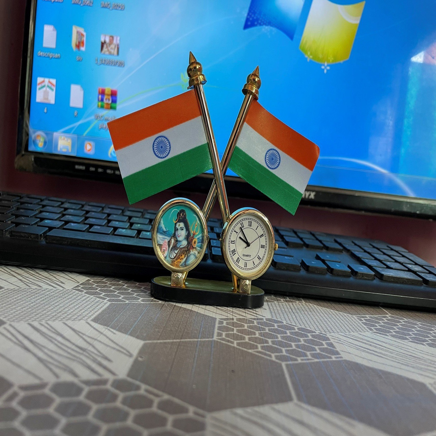 Image of WOLCH Indian Flag Car Dashboard Flag 11.2 cm x 7.6 cm (Nylon)
