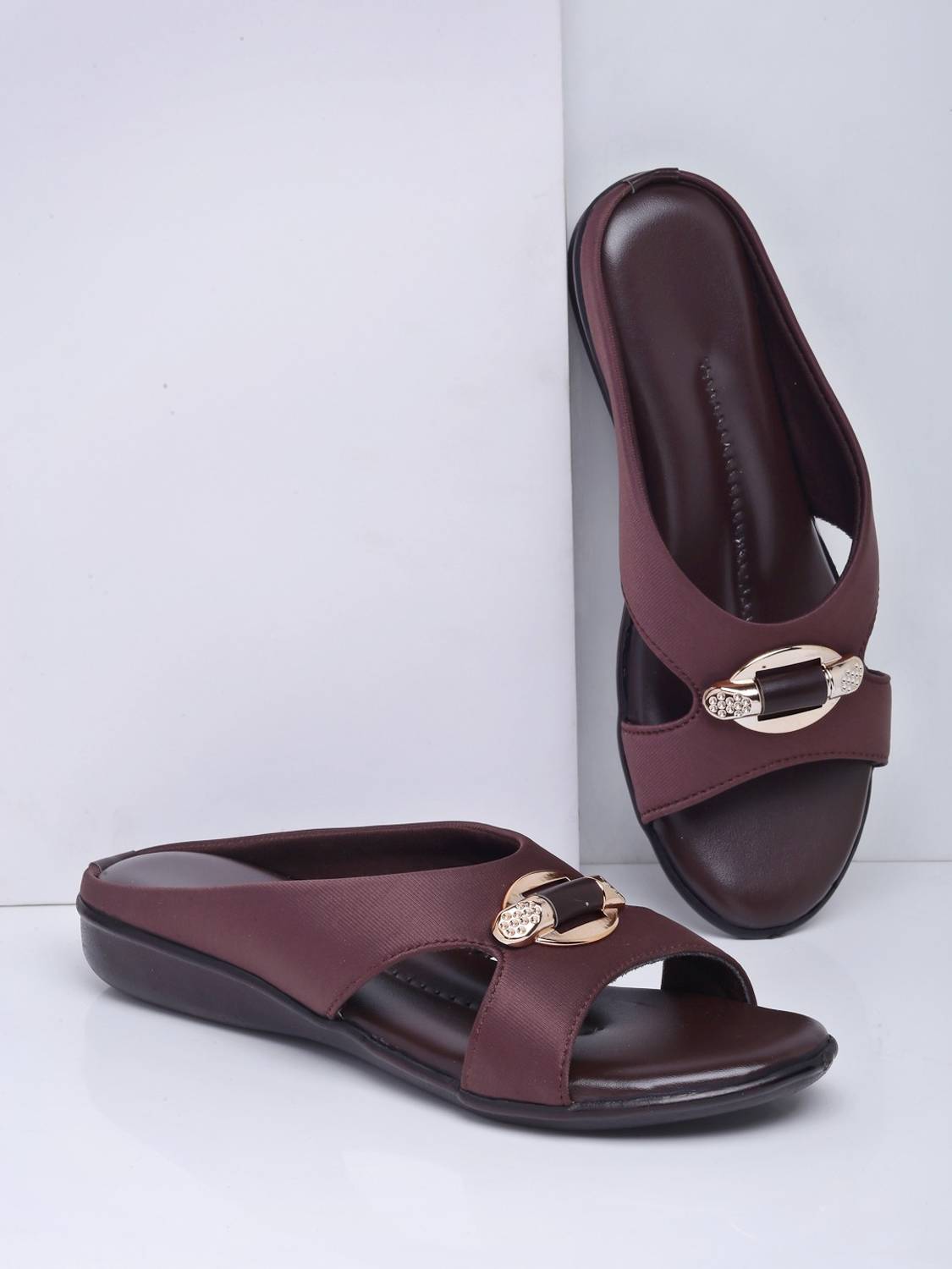 CARRITO New Comfortable Fashion Stylish Flat Sandal/Slipper for women & Girls Women Flats