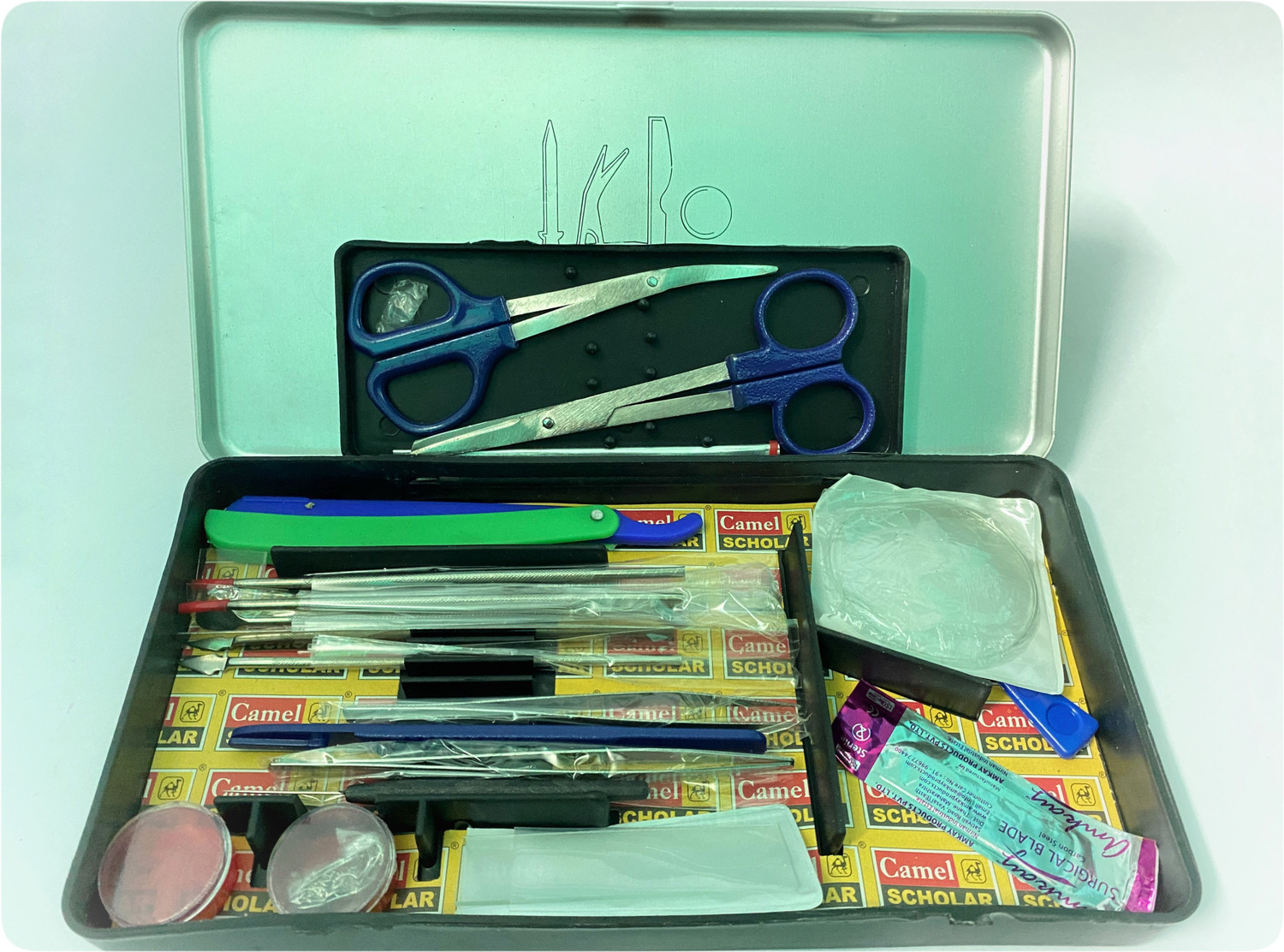 Image of Camlin Scholar Dissection Instruments Box Dissection Kit Geometry Box