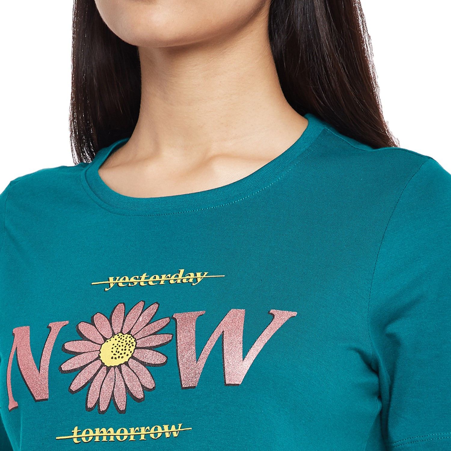 Image of PEOPLE Printed Women Round Neck Green T-Shirt