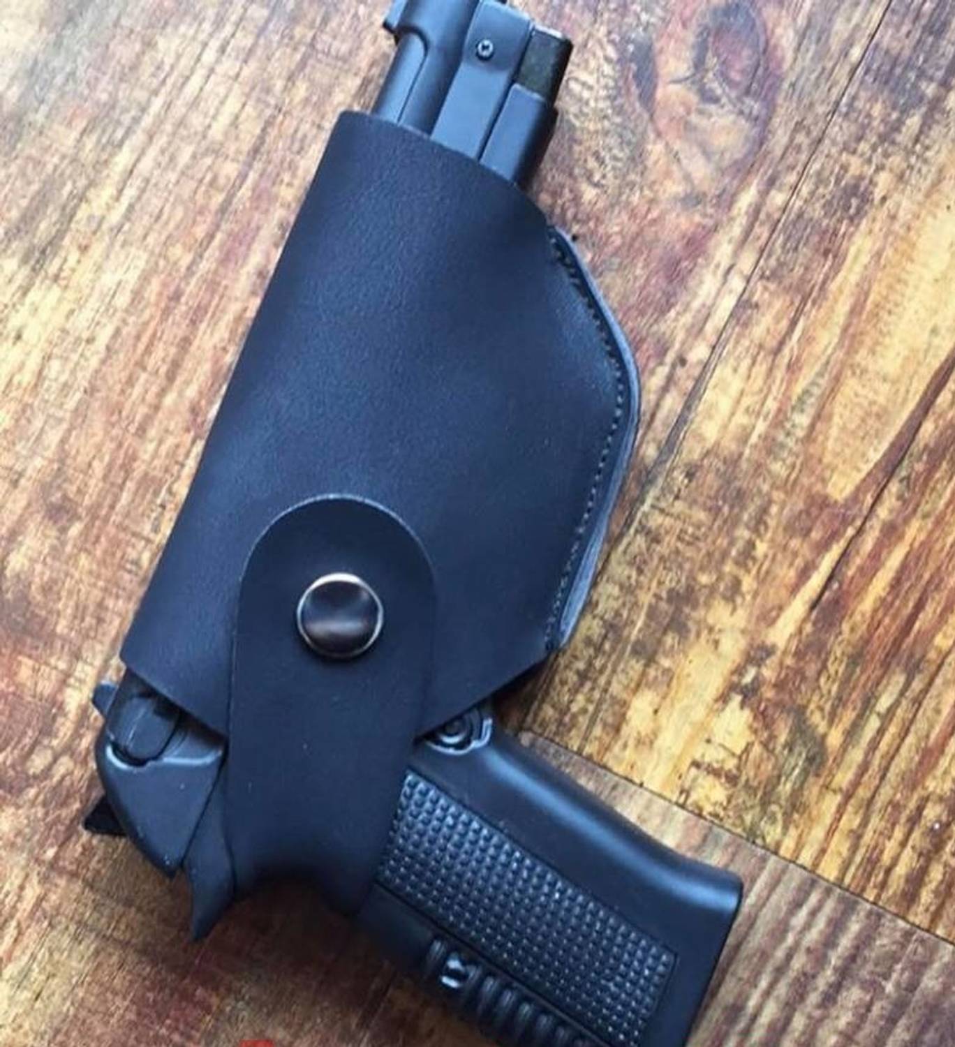 Black Camel 608 Metal Gun with Lighter Barrel Pull Back System Black Pocket Lighter (Black) Black Camel 608 Meta