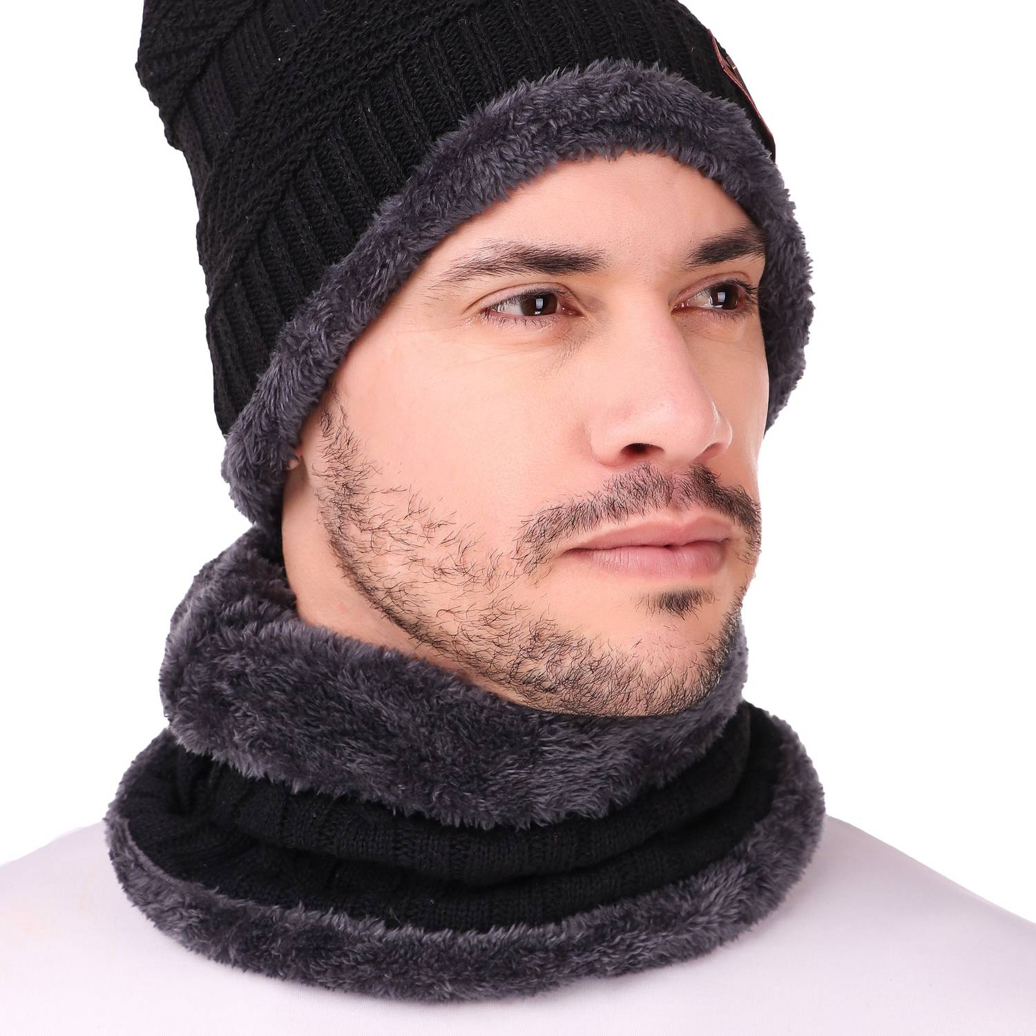 Broen Solid Beanie