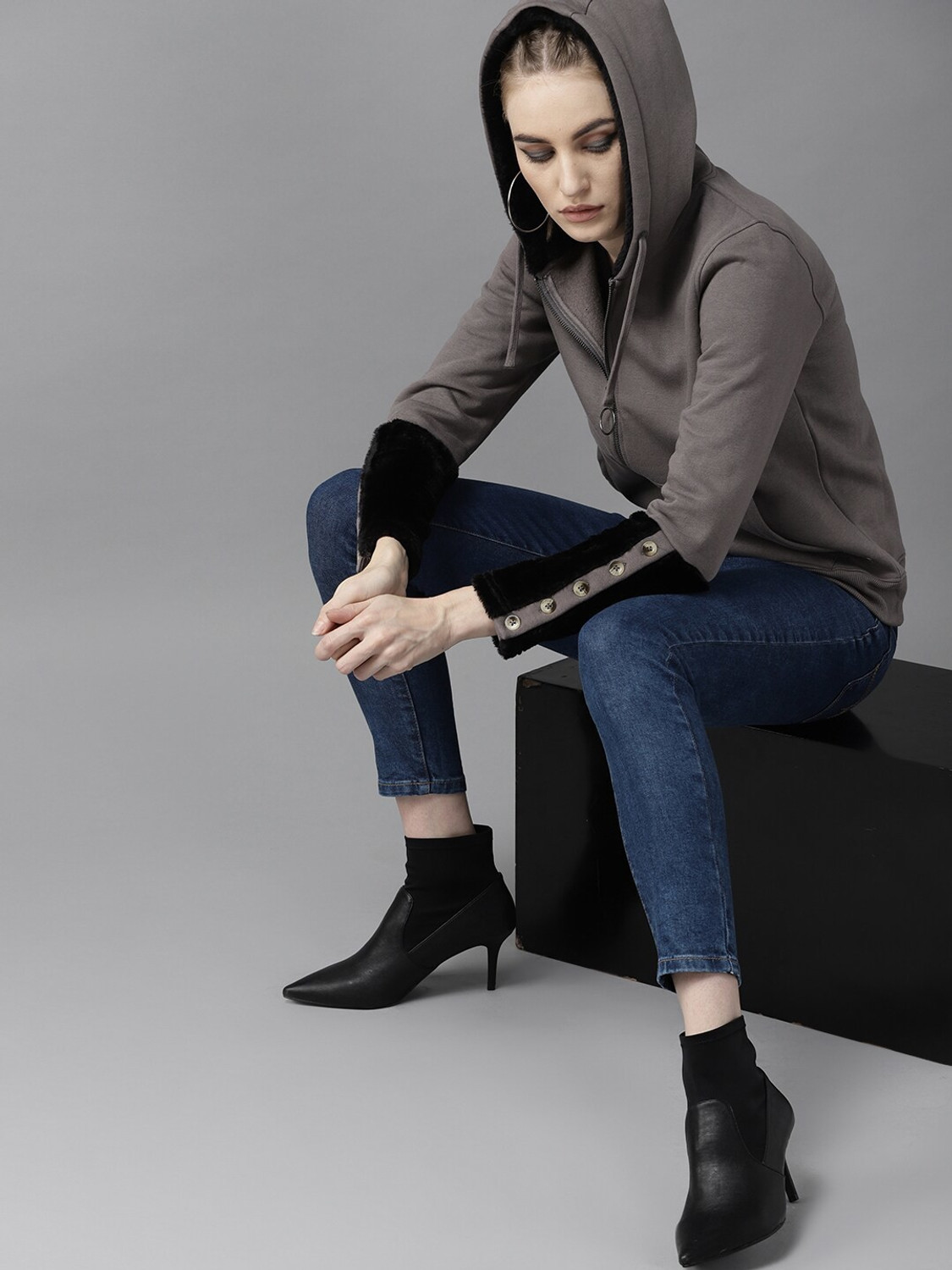 Image of Roadster Full Sleeve Color Block Women Sweatshirt