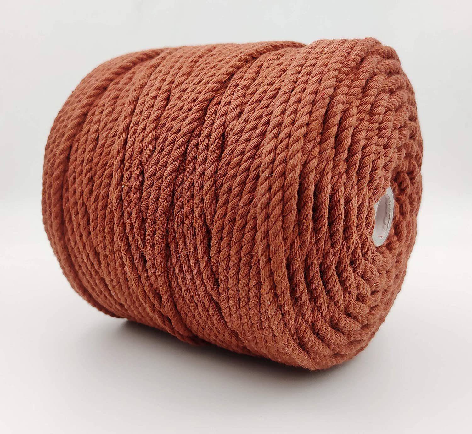 Bobbiny Rust Thread
