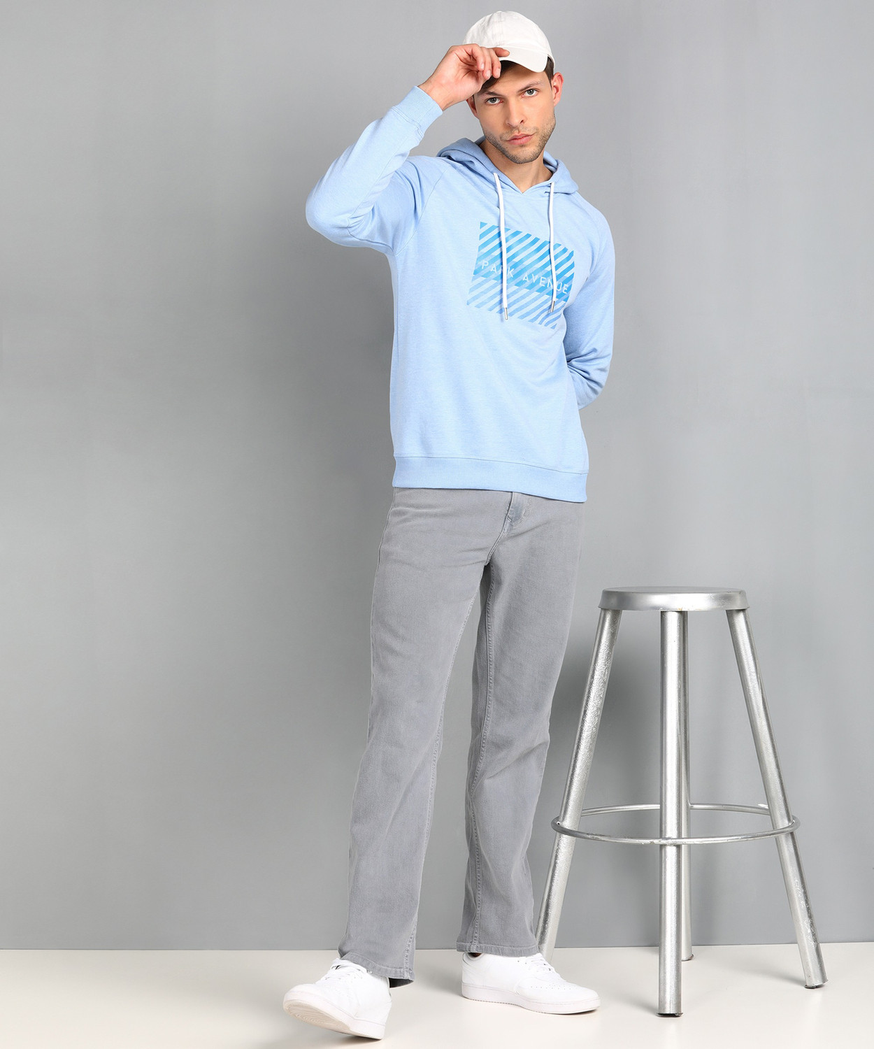 Image of PARK AVENUE Full Sleeve Printed Men Sweatshirt