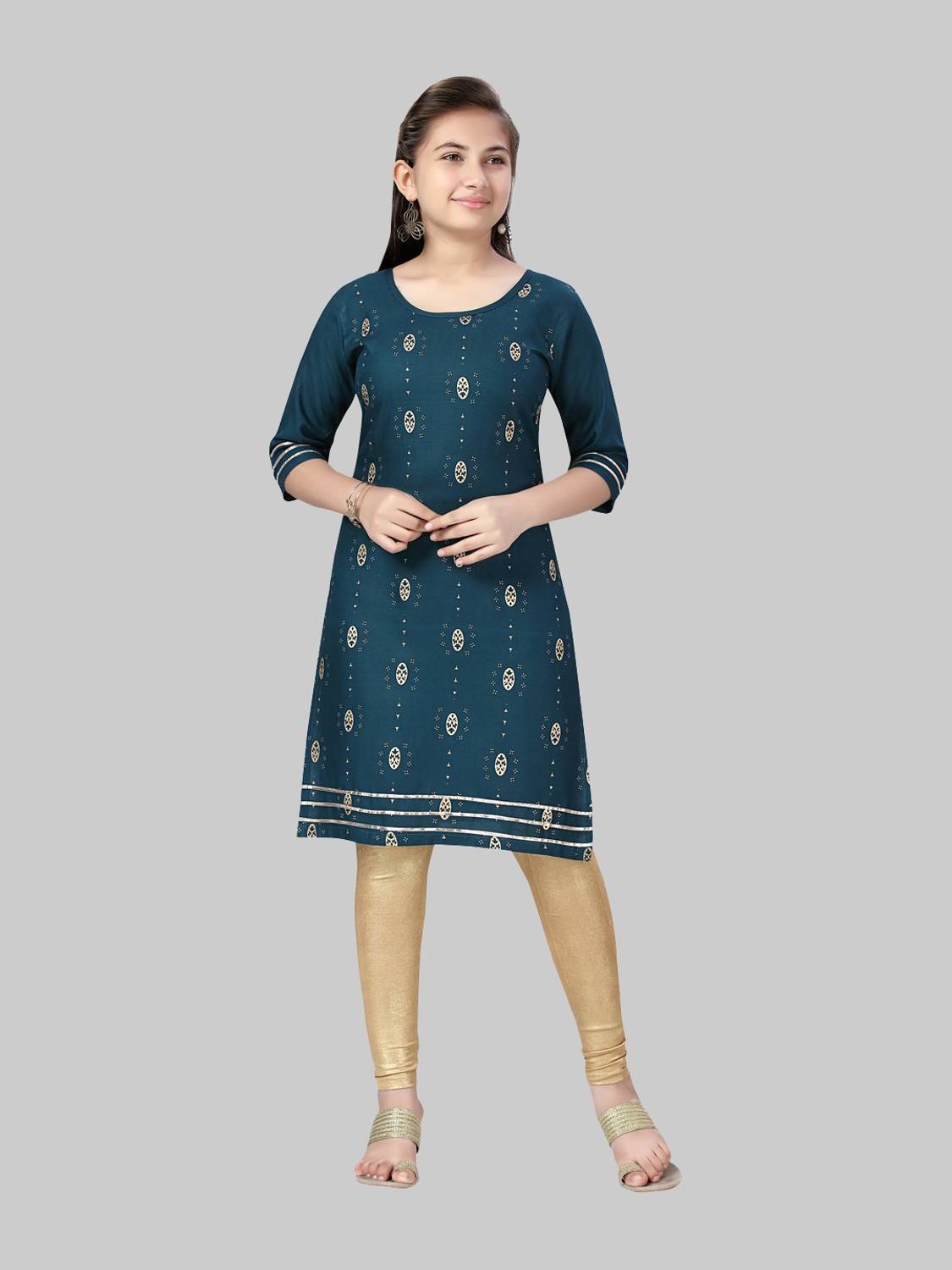 Aarika Girls Printed Straight Kurta