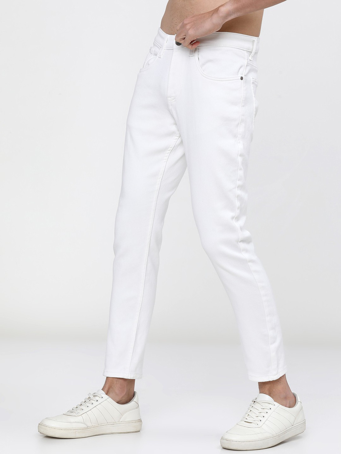 Image of HIGHLANDER Tapered Fit Men White Jeans