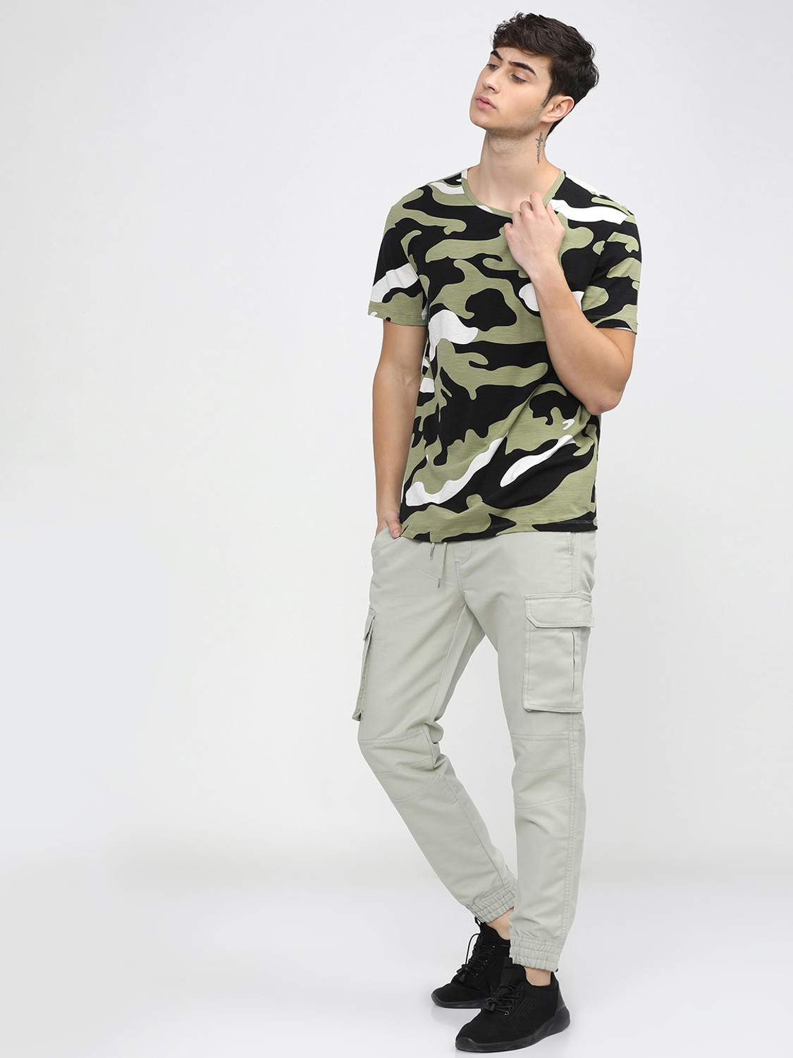 Image of KETCH Tapered Men Light Green Trousers
