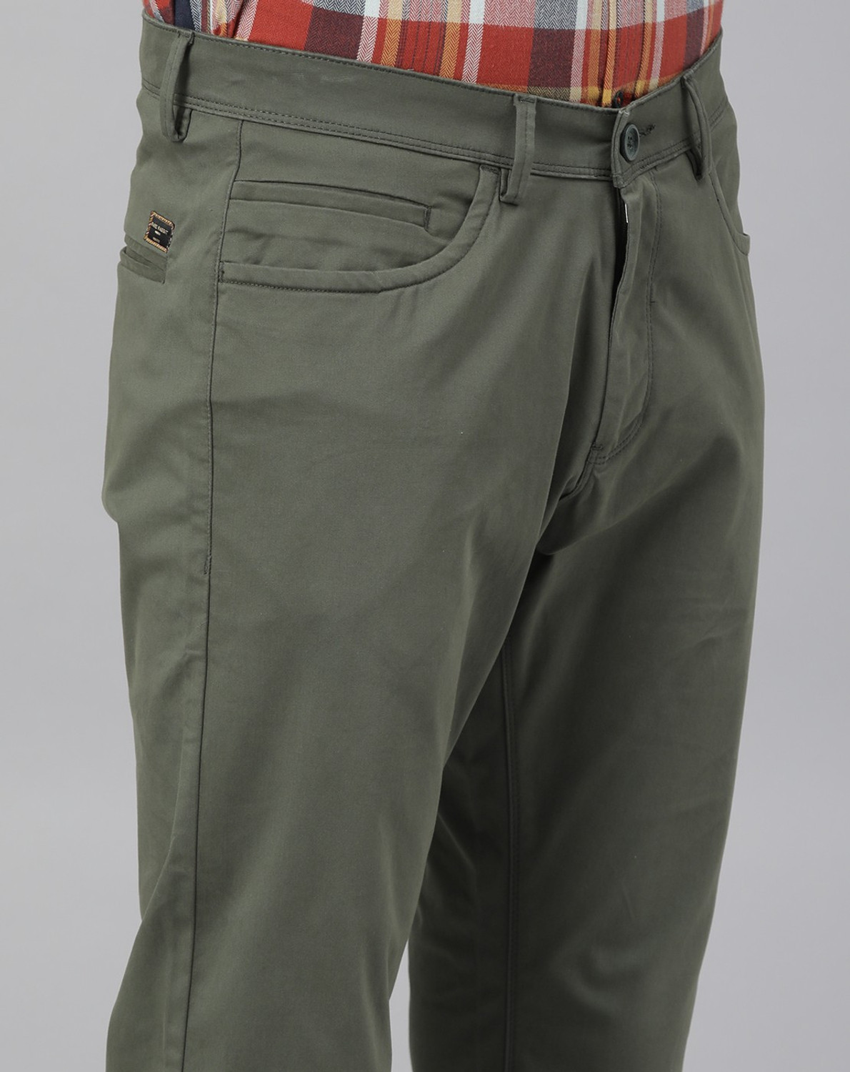 Image of RARE RABBIT Men Slim Fit Green Cotton Blend Trousers
