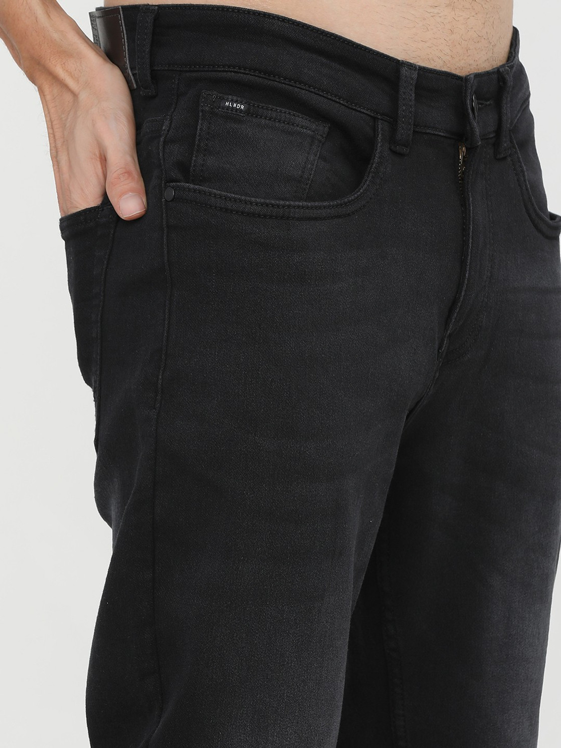 Image of HIGHLANDER Tapered Fit Men Black Jeans