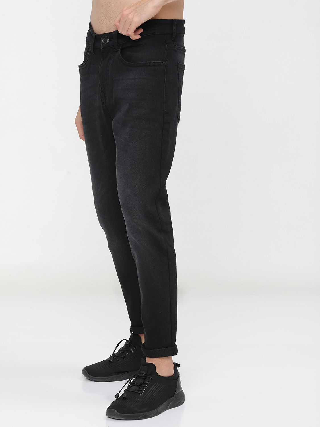 Image of HIGHLANDER Tapered Fit Men Black Jeans