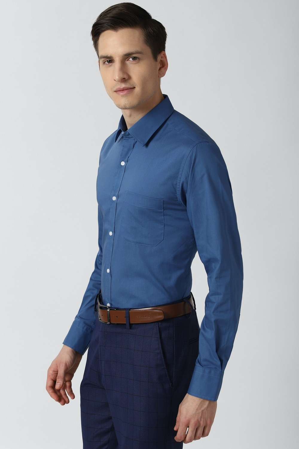 Image of PETER ENGLAND Men Solid Formal Dark Blue Shirt