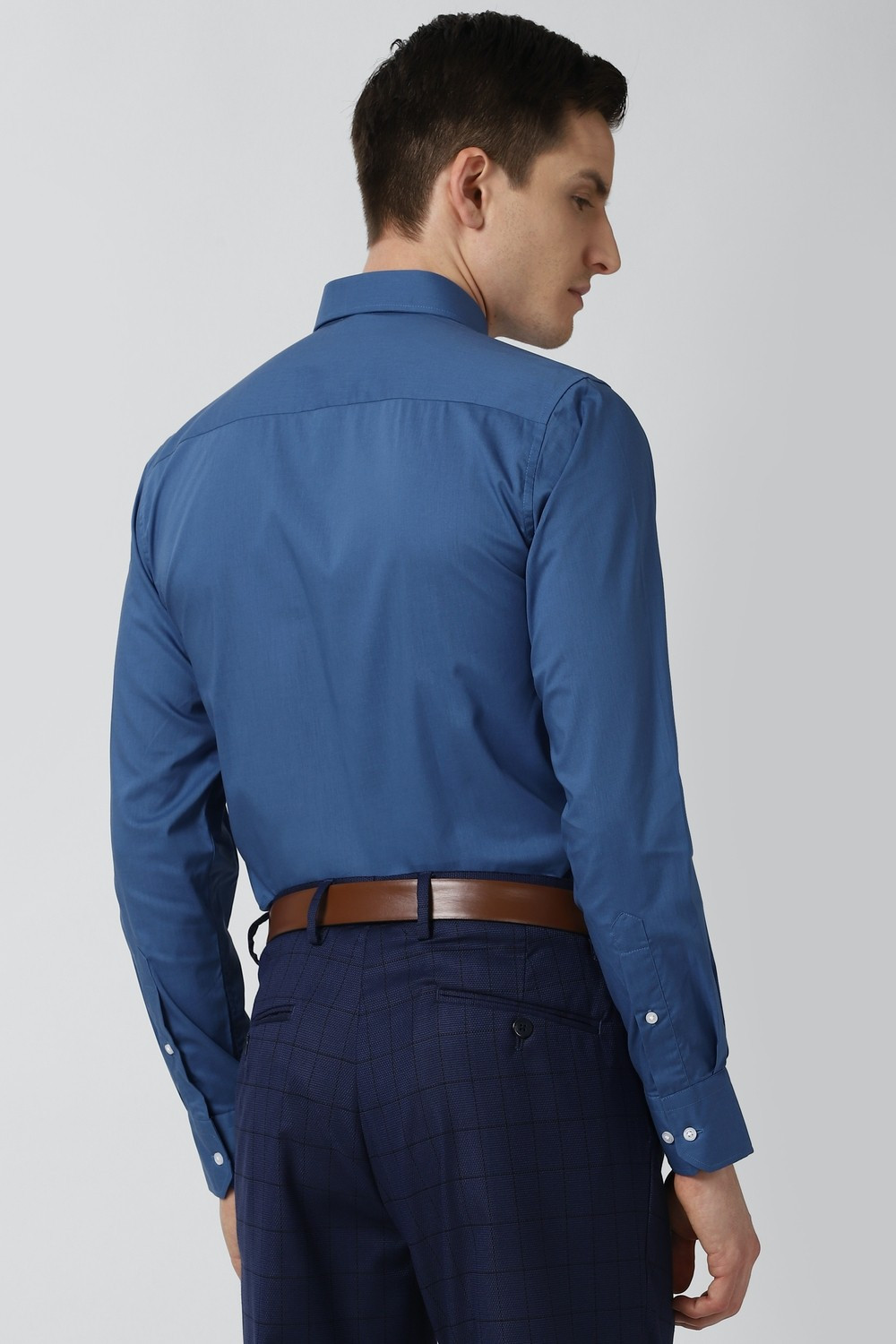 Image of PETER ENGLAND Men Solid Formal Dark Blue Shirt