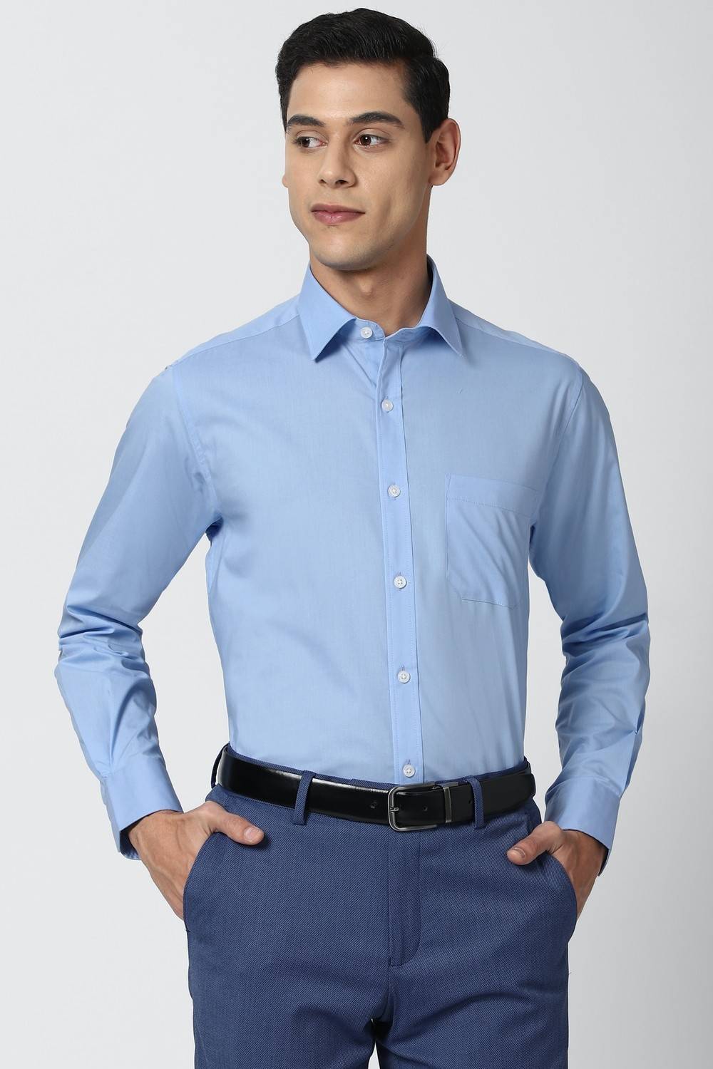 PETER ENGLAND Men Regular Fit Solid Spread Collar Formal Shirt