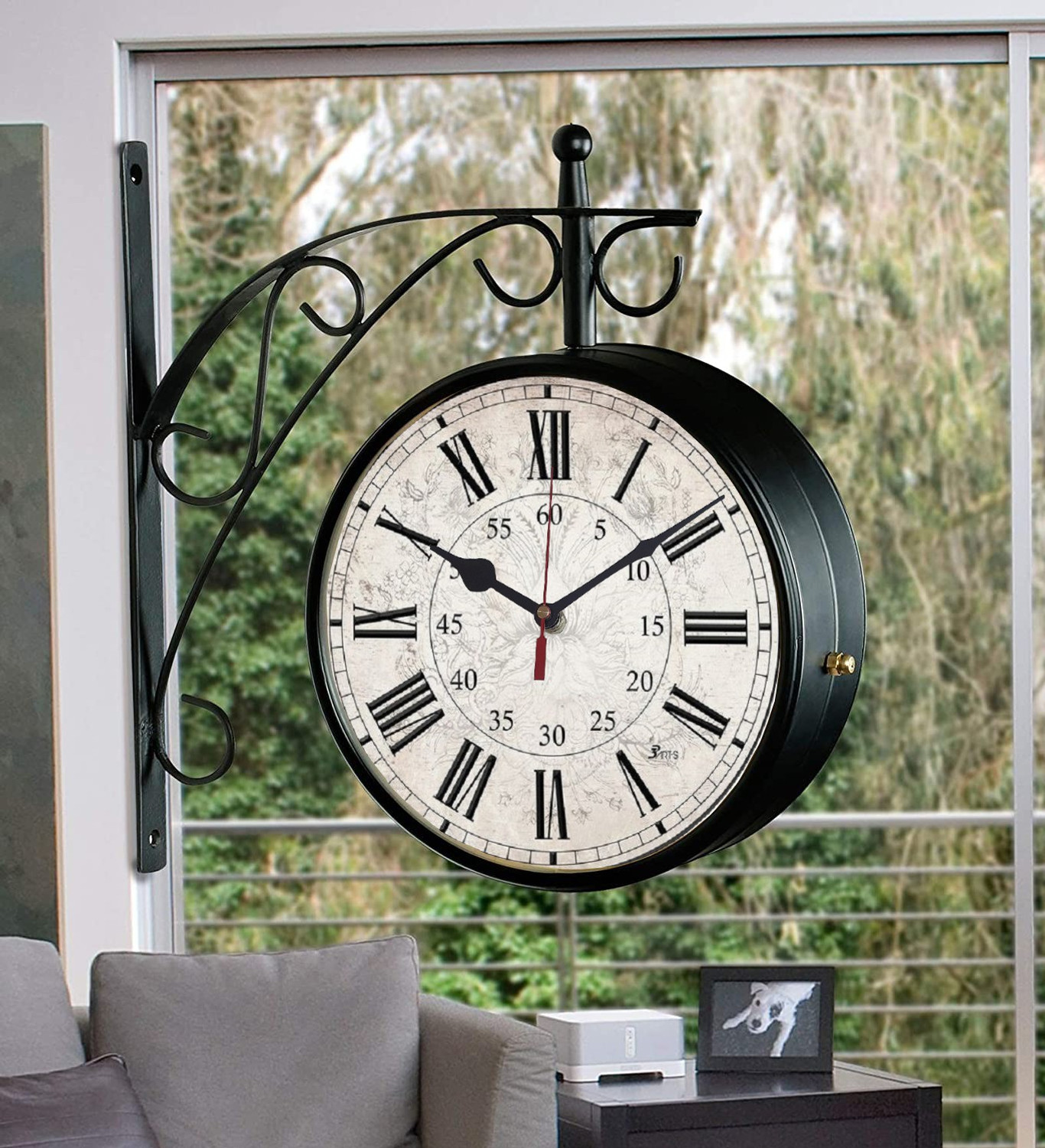 Image of Saree House Analog 25 cm X 25 cm Wall Clock