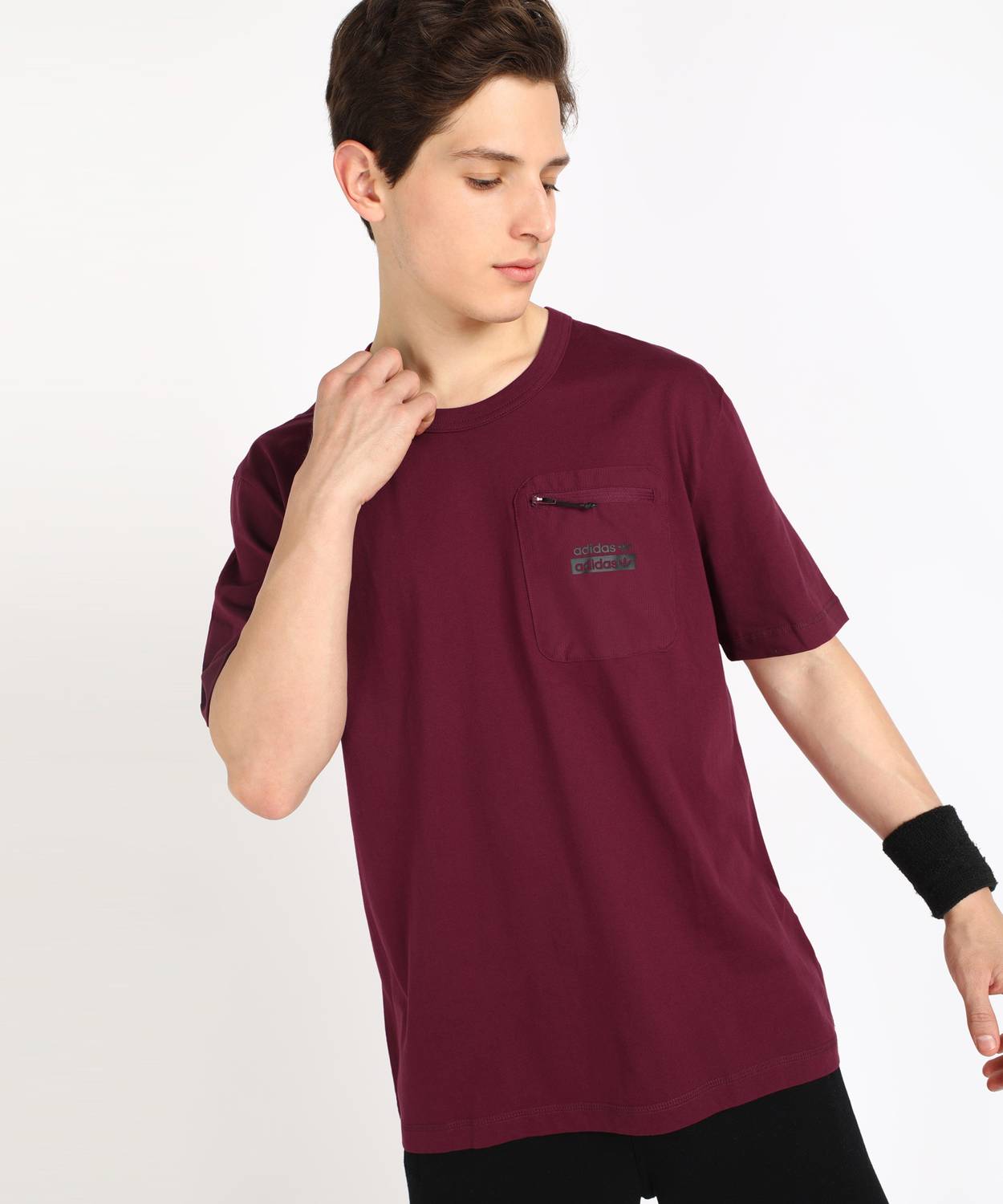 ADIDAS ORIGINALS Solid Men Round Neck Red T-Shirt