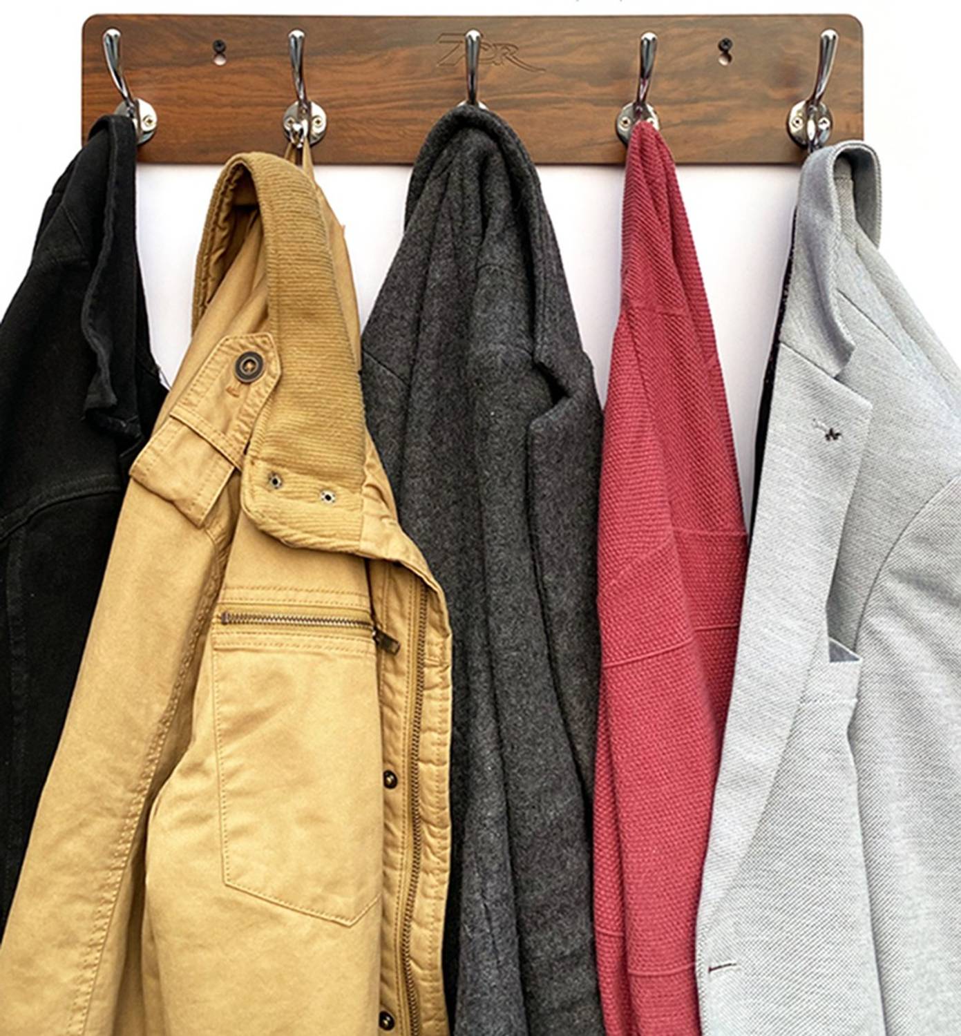 7CR Wooden Coat Hanger For Coat