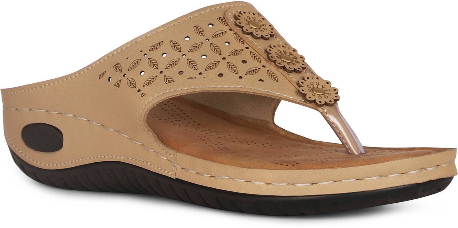 Feet First Women Wedges Sandal (Beige , 3)