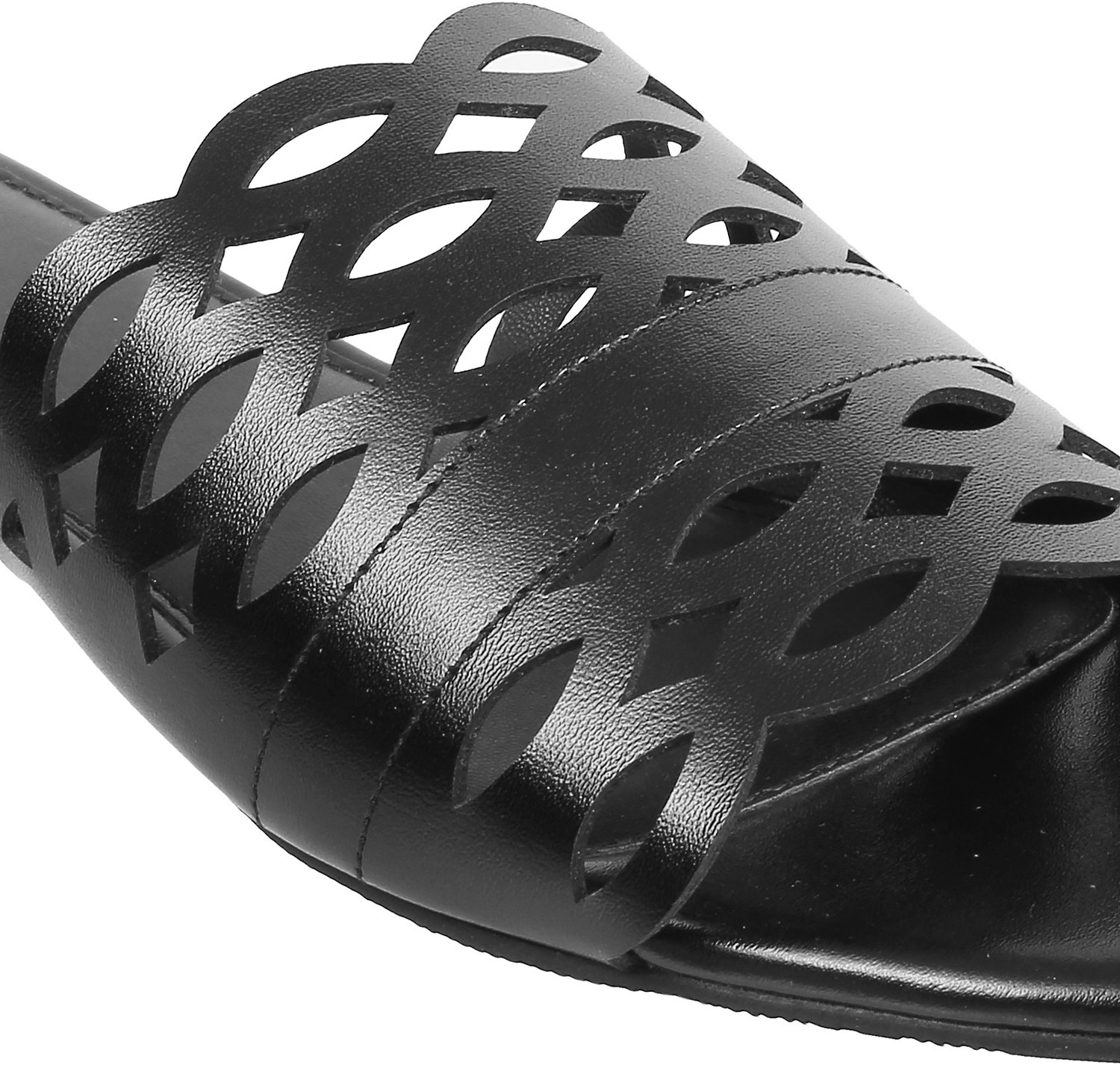 Image of MOCHI Women Flats