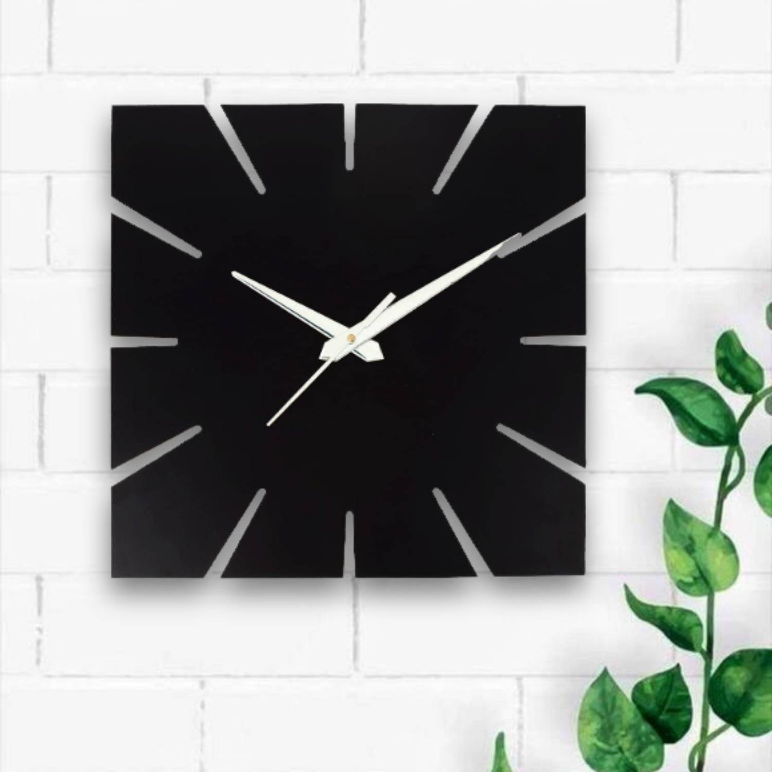 FASTQT Analog 40 cm X 30 cm Wall Clock (Silver, Black, Without Gl