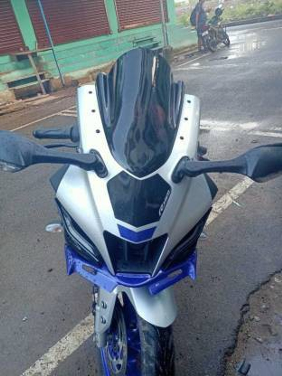 Image of W 4 A Traders R15 Yamaha V4 Visor Bike Windshield Bike Windshield