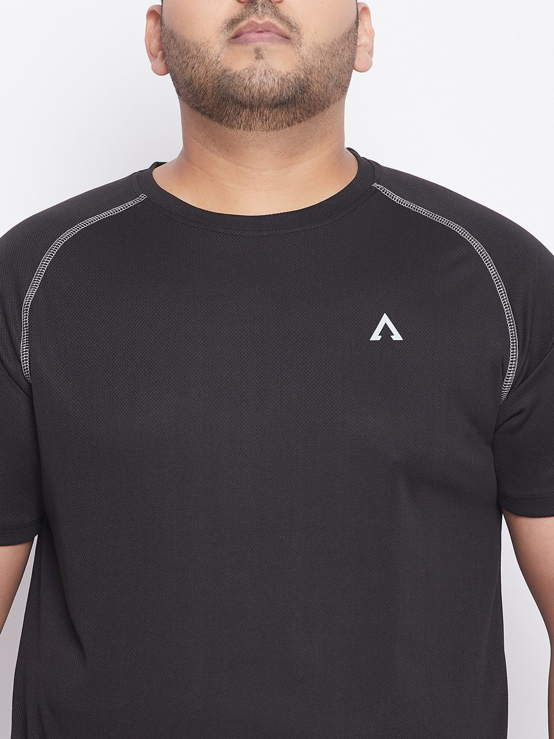 Image of Austivo Solid Men Round Neck Black T-Shirt