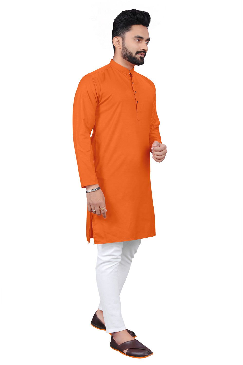 Image of RAHUL LOOK Men Solid Straight Kurta