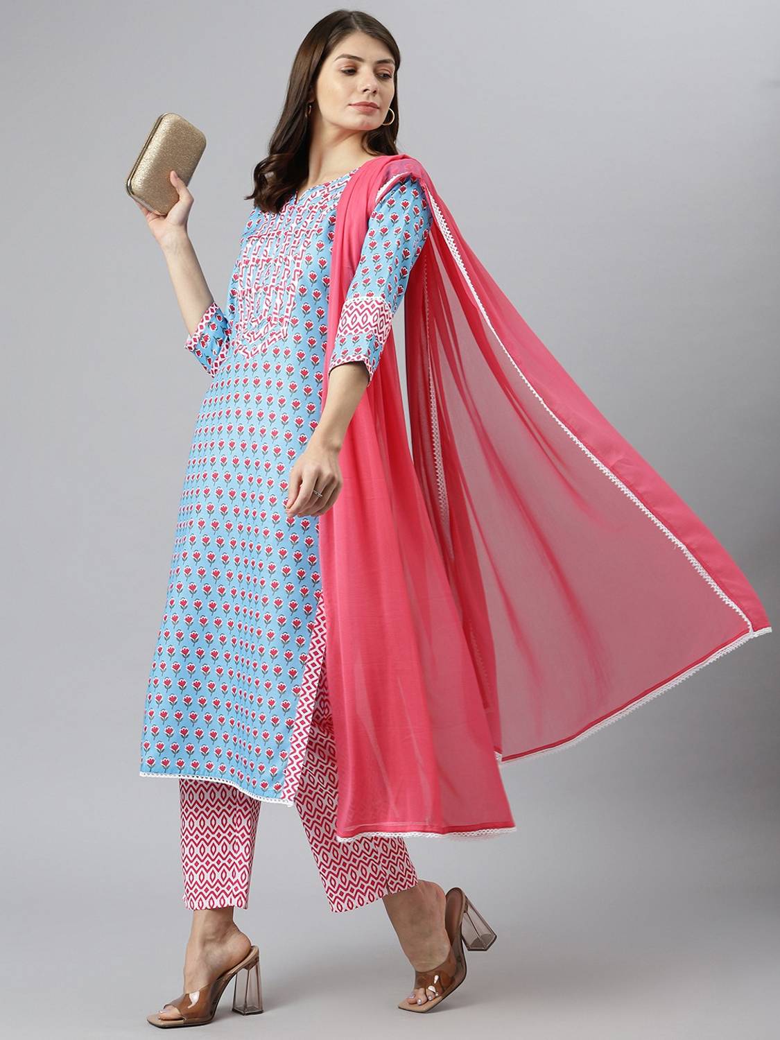 Gosriki Women Kurta Pant Set